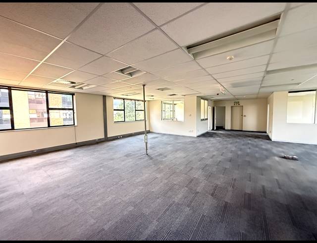 208M² OFFICE TO LET IN ROSEBANK